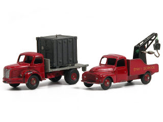 Lot 457 - DINKY TOYS (FRANCE) (2)