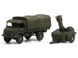 Lot 471 - DINKY TOYS (FRANCE) (2)