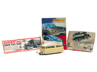 Lot 480 - DINKY TOYS FRANCE (5)
