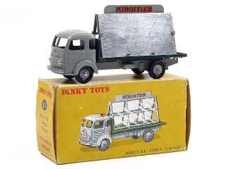 Lot 316 - DINKY TOYS FRANCE (1)