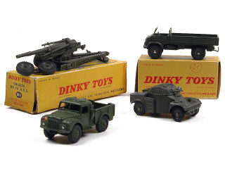 Lot 489 - DINKY TOYS (4)