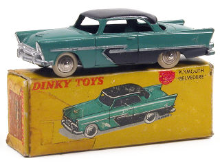 Lot 164 - DINKY TOYS (FRANCE) (1)