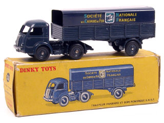 Lot 299 - DINKY TOYS (FRANCE) (1)