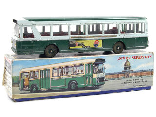 Lot 374 - DINKY TOYS FRANCE (1)
