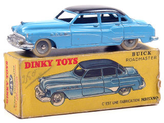 Lot 207 - DINKY TOYS (FRANCE) (1)
