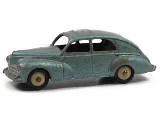 Lot 192 - DINKY TOYS FRANCE (1)