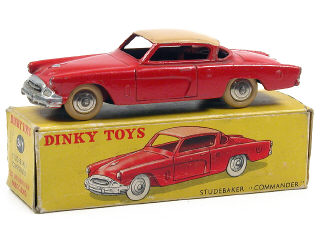 Lot 214 - DINKY TOYS FRANCE (1)