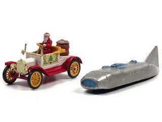 Lot 586 - DINKY TOYS (GB) (2)