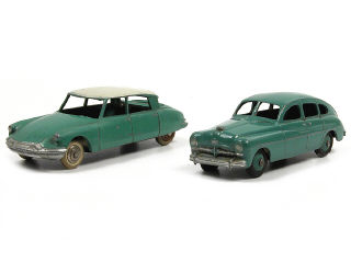Lot 408 - DINKY TOYS (FRANCE) (2)