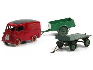 Lot 601 - DINKY TOYS GB (3)