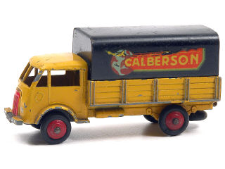 Lot 282 - DINKY TOYS FRANCE (1)