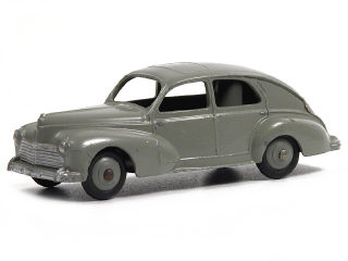 Lot 194 - DINKY TOYS (FRANCE) (1)