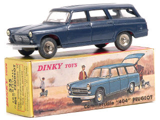 Lot 235 - DINKY TOYS FRANCE (1)