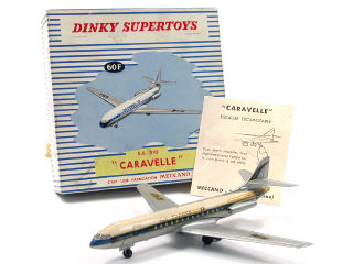Lot 389 - DINKY TOYS FRANCE (1)