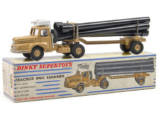 Lot 724 - DINKY TOYS FRANCE (1)