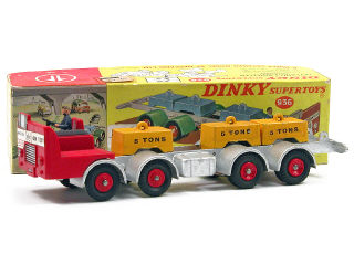 Lot 793 - DINKY TOYS GB (1)