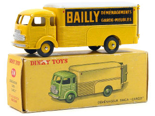 Lot 714 - DINKY TOYS FRANCE (1)