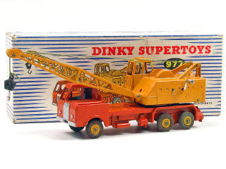 Lot 798 - DINKY TOYS GB (1)