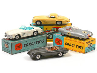 Lot 842 - CORGI TOYS (GB) (4)