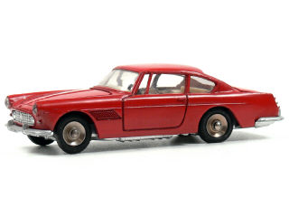 Lot 245 - DINKY TOYS FRANCE (1)