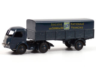 Lot 315 - DINKY TOYS (FRANCE) (1)