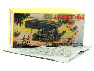 Lot 172 - DINKY TOYS FRANCE (1)