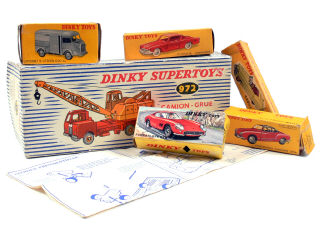 Lot 185 - DINKY TOYS FRANCE (7)