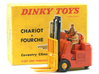 Lot 333 - DINKY TOYS (FRANCE) (1)