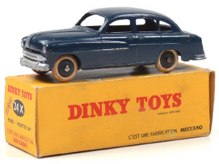 Lot 234 - DINKY TOYS FRANCE (1)