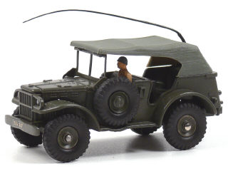 Lot 336 - DINKY TOYS FRANCE (1)