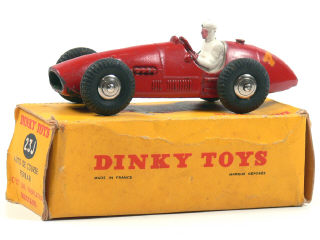 Lot 189 - DINKY TOYS (FRANCE) (1)