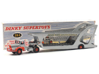 Lot 328 - DINKY TOYS (FRANCE) (1)