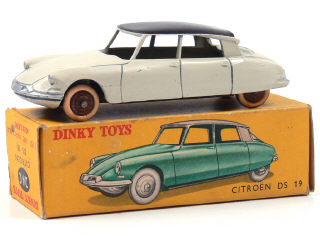Lot 196 - DINKY TOYS FRANCE (1)