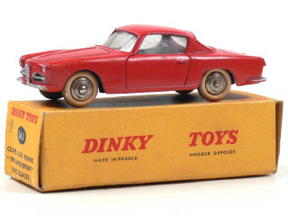 Lot 212 - DINKY TOYS (FRANCE) (1)