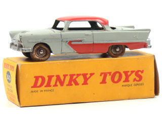 Lot 199 - DINKY TOYS (FRANCE) (1)