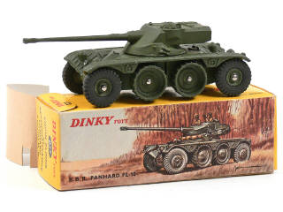 Lot 179 - DINKY TOYS FRANCE (1)