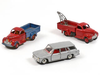 Lot 228 - DINKY TOYS FRANCE (3)