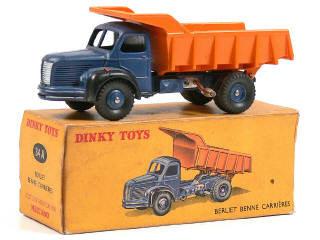 Lot 124 - DINKY TOYS FRANCE (1)