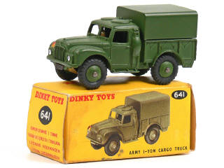 Lot 282 - DINKY TOYS GB (1)