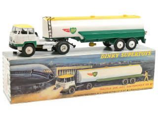 Lot 188 - DINKY TOYS (FRANCE) (1)
