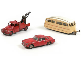 Lot 222 - DINKY TOYS FRANCE (3)