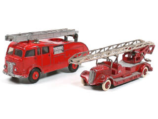 Lot 240 - DINKY TOYS (2)