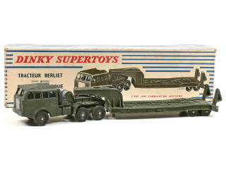 Lot 183 - DINKY TOYS FRANCE (1)