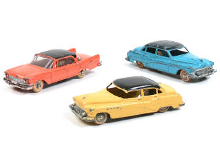 Lot 217 - DINKY TOYS FRANCE (3)