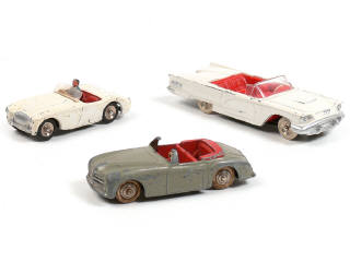 Lot 211 - DINKY TOYS FRANCE (3)