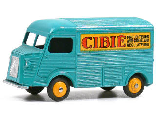 Lot 158 - DINKY TOYS (FRANCE) (1)