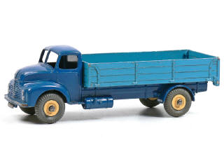 Lot 281 - DINKY TOYS (GB) (1)