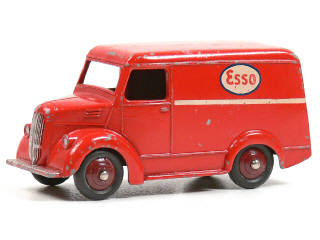 Lot 275 - DINKY TOYS GB (1)