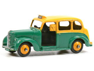 Lot 263 - DINKY TOYS GB (1)