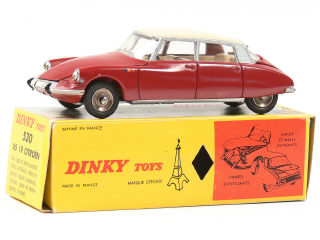 Lot 133 - DINKY TOYS FRANCE (1)